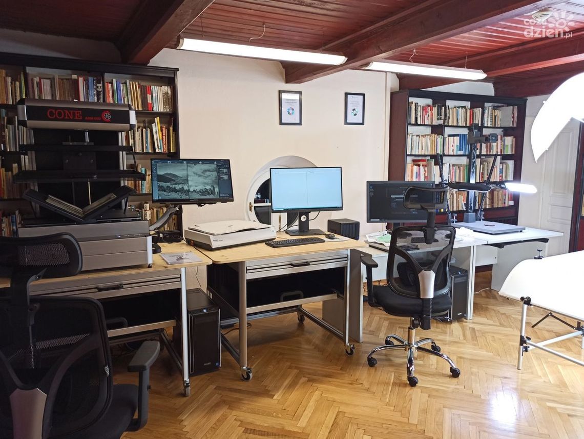 Zbiory Muzeum Romantyzmu w Opinogórze mogą być teraz poddane obróbce cyfrowej we własnej pracowni