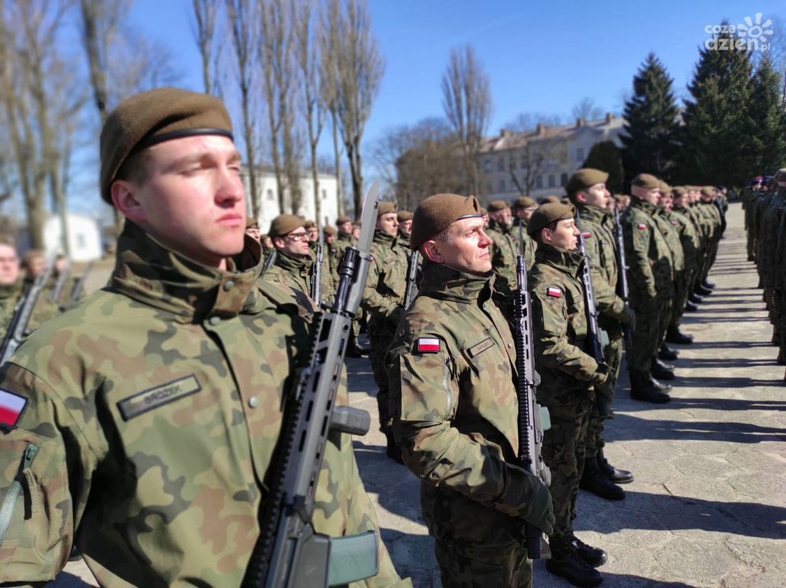 Złożyli przysięgę wojskową, gotowi stanąć w obronie Ojczyzny 