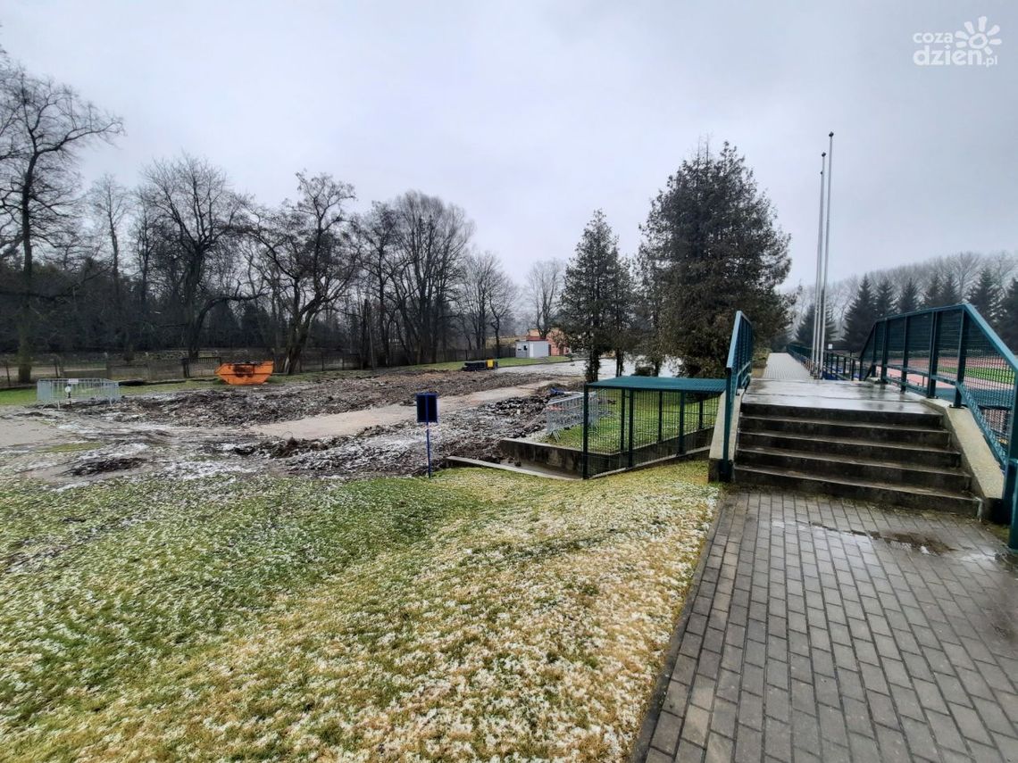 Zniknęły historyczne szatnie, tam zaczynali Majewski i Małachowski