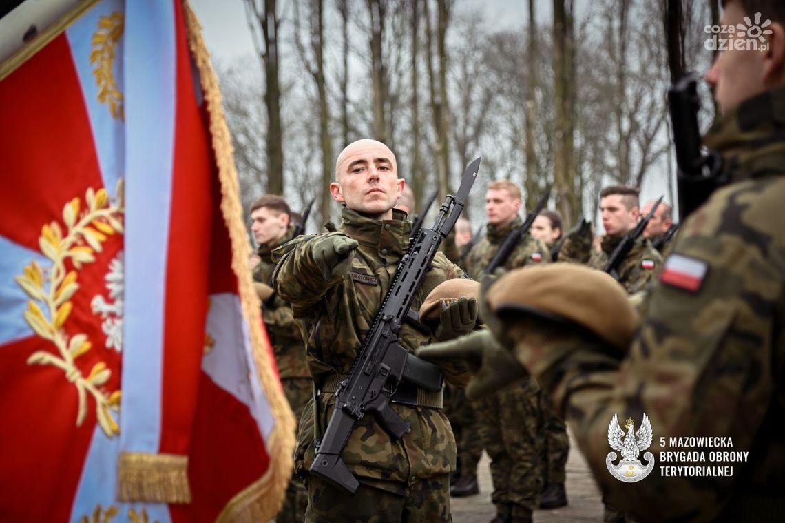 Żołnierze 5 Mazowieckiej Brygady Obrony Terytorialnej złożyli przysięgę
