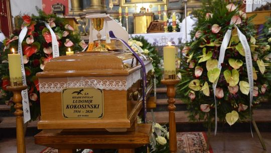 Ciechanów pożegnał ks. Kokosińskiego (zdjęcia)