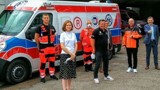 Rajdowy mistrz wsparł ciechanowski szpital (zdjęcia)