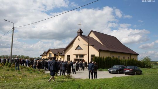 Tłumy ciechanowian pożegnały Stanisława Kęsika (zdjęcia)