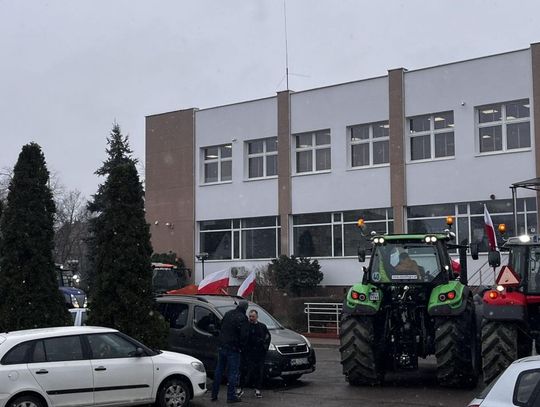 Rolnicy jak zaplanowali, tak protestują [foto]