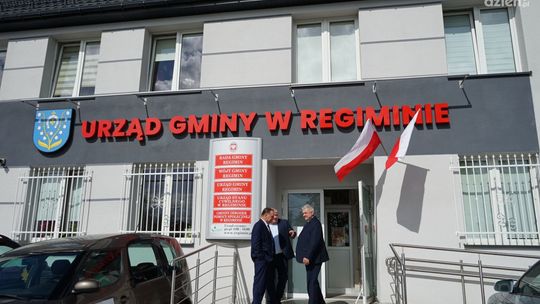 Fotorelacja z Regimina - radni i wójt nowej kadencji złożyli ślubowanie