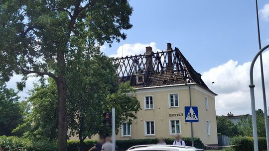 Po pożarze bloku w Ciechanowie