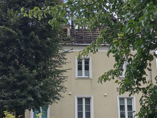 Po pożarze bloku w Ciechanowie