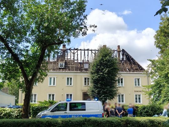Po pożarze bloku w Ciechanowie