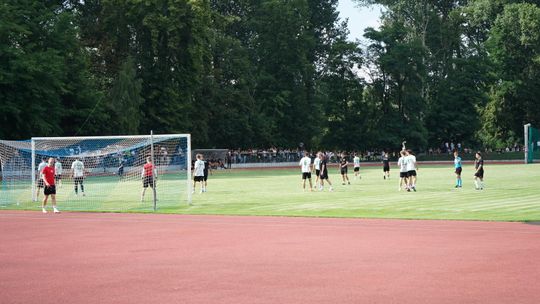 Fani oblegli Quebonafide