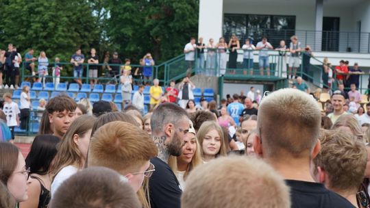 Fani oblegli Quebonafide