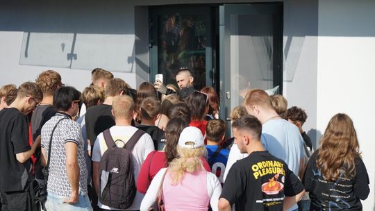 Fani oblegli Quebonafide