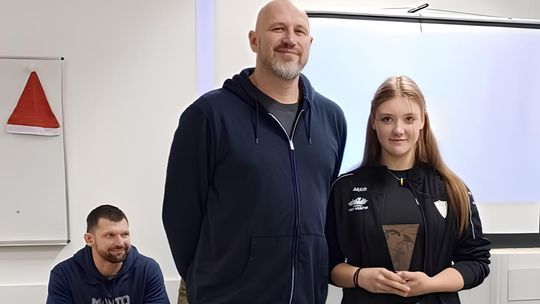 Na zdjęciach Oliwa Lemanowicz, lekkoatletka z Ciechanowa