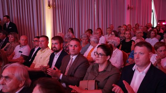 Uroczysta gala z okazji 10-lecia Szpitala Powiatowego Gajda-Med w Pułtusku i otrzymania tytułu profesora jego prezesa