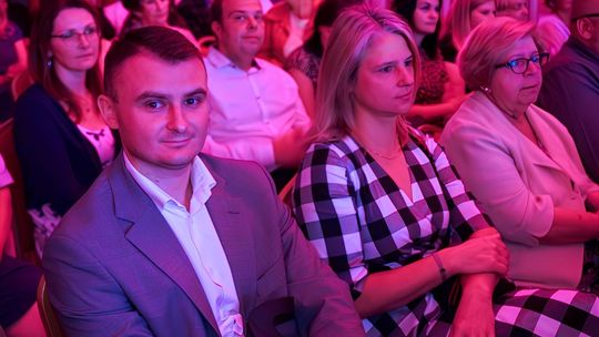 Uroczysta gala z okazji 10-lecia Szpitala Powiatowego Gajda-Med w Pułtusku i otrzymania tytułu profesora jego prezesa