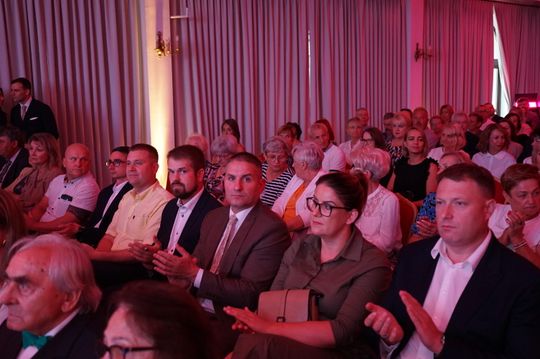 Szpital w Pułtusku świętuje Uroczysta gala z okazji 10-lecia Szpitala Powiatowego Gajda-Med w Pułtusku i otrzymania tytułu profesora jego prezesa