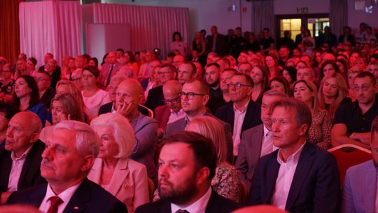 Szpital w Pułtusku świętuje Uroczysta gala z okazji 10-lecia Szpitala Powiatowego Gajda-Med w Pułtusku i otrzymania tytułu profesora jego prezesa