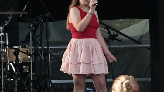 Letnie Granie w Gołotczyźnie: Lokalni artyści zachwycili publiczność!