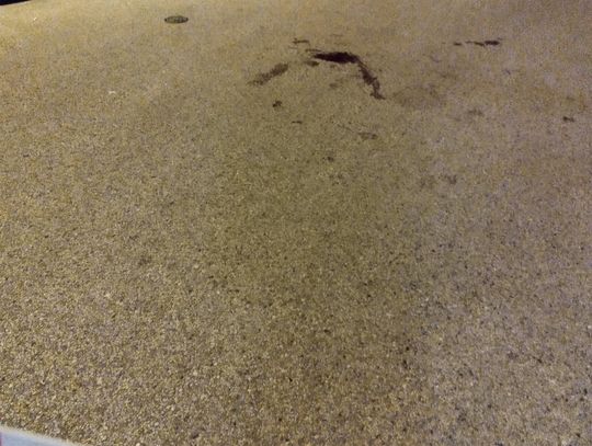 Mężczyzna (nieoficjalnie) został postrzelony od tyłu