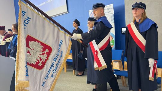 Uroczystość wręczenia dyplomów absolwentom Wydziału Nauk o Zdrowiu i Nauk Społecznych