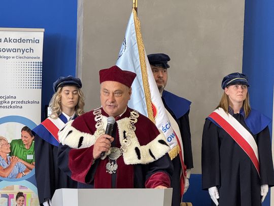 Uroczystość wręczenia dyplomów absolwentom Wydziału Nauk o Zdrowiu i Nauk Społecznych