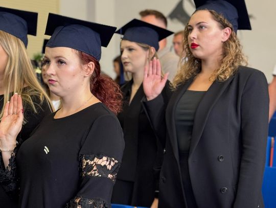Uroczystość wręczenia dyplomów absolwentom Wydziału Nauk o Zdrowiu i Nauk Społecznych