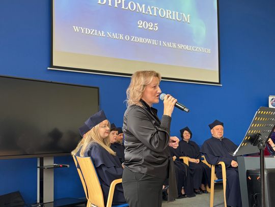 Uroczystość wręczenia dyplomów absolwentom Wydziału Nauk o Zdrowiu i Nauk Społecznych