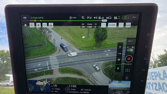 Policyjna kontrola z powietrza – funkcjonariusze ujawnili 12 wykroczeń w kilka godzin.