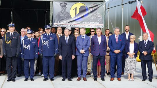 Uroczystość w 1 batalionie łączności w Ciechanowie