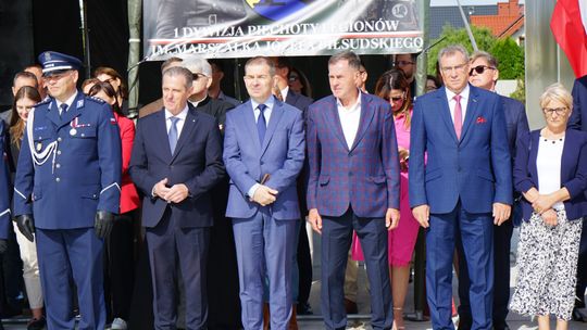 Uroczystość w 1 batalionie łączności w Ciechanowie