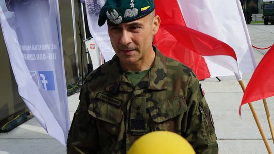 Uroczystość w 1 batalionie łączności w Ciechanowie