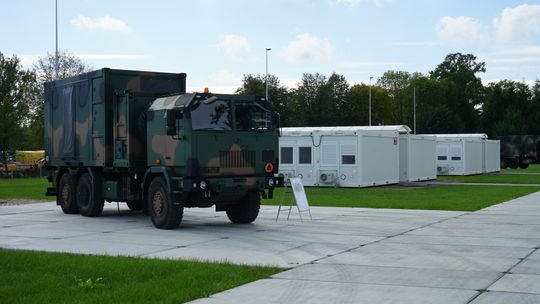 Uroczystość w 1 batalionie łączności w Ciechanowie