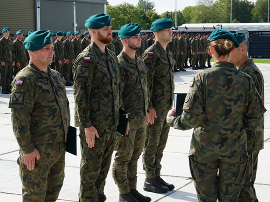 Uroczystość w 1 batalionie łączności w Ciechanowie