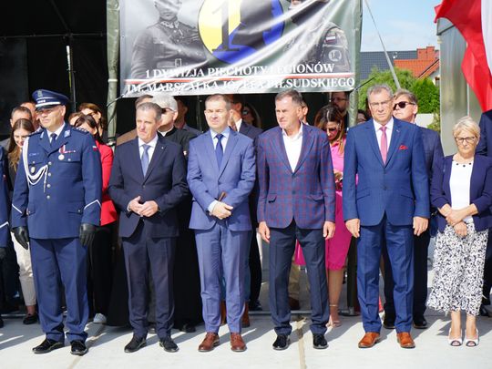 Uroczystość w 1 batalionie łączności w Ciechanowie