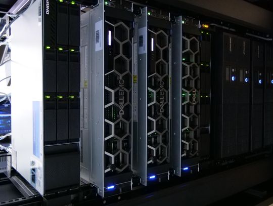 Sprzęt komputerowy do cyberbezpieczeństwa