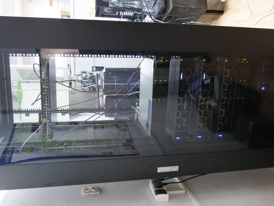 Sprzęt komputerowy do cyberbezpieczeństwa