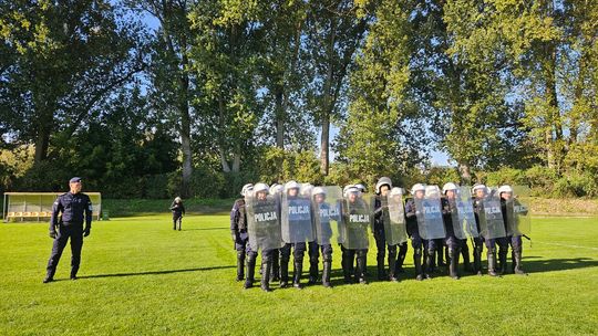 Zdjęcia z ćwiczeń Nieetatowych Oddziałów Prewencji