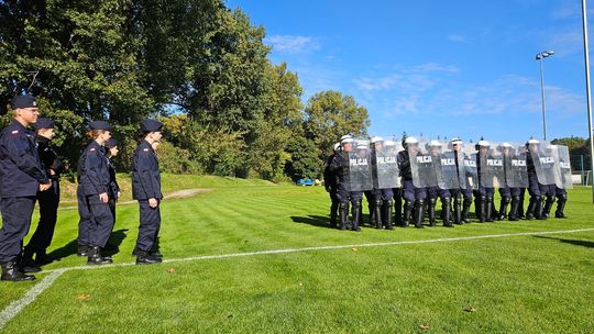 Zdjęcia z ćwiczeń Nieetatowych Oddziałów Prewencji