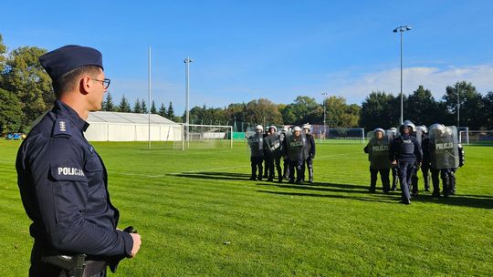 Zdjęcia z ćwiczeń Nieetatowych Oddziałów Prewencji