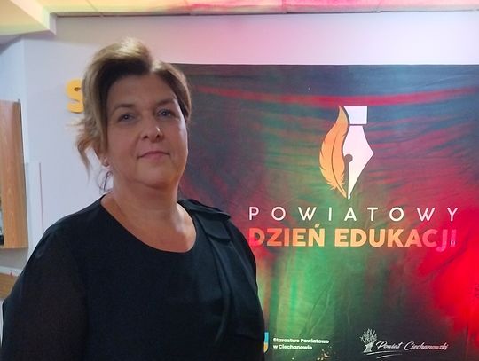 Zdjęcia z gali Powiatowego Dnia Edukacji w Ciechanowie