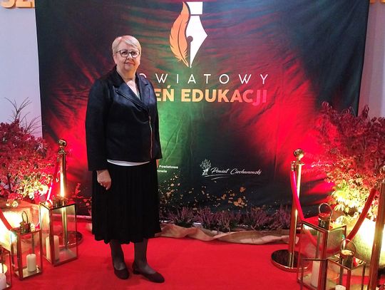 Zdjęcia z gali Powiatowego Dnia Edukacji w Ciechanowie