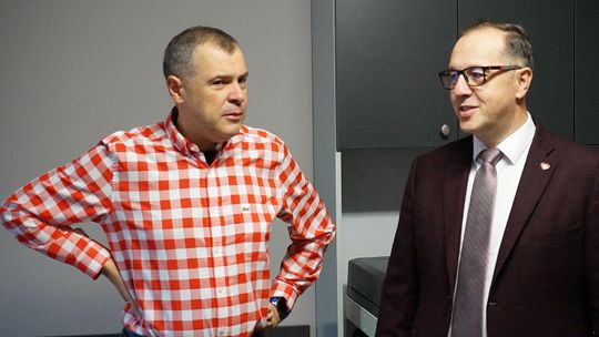 Zdjęcia z otwarcia biura ciechanowskiego radnego miejskiego Marka Łebkowskiego