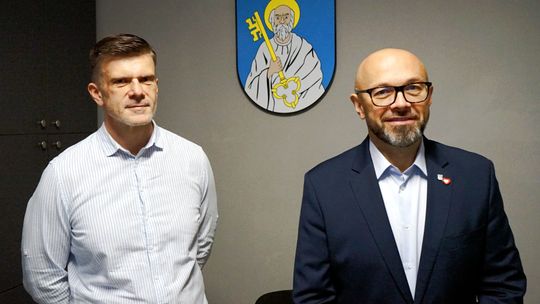 Zdjęcia z otwarcia biura ciechanowskiego radnego miejskiego Marka Łebkowskiego