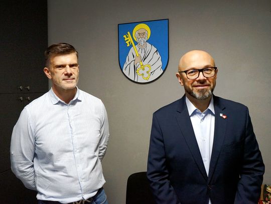 Zdjęcia z otwarcia biura ciechanowskiego radnego miejskiego Marka Łebkowskiego