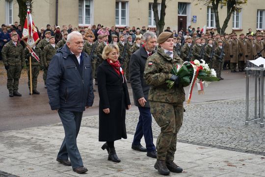 Zdjęcie z uroczystości niepodległościowych w Ciechanowie