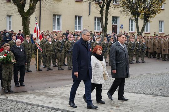 Zdjęcie z uroczystości niepodległościowych w Ciechanowie