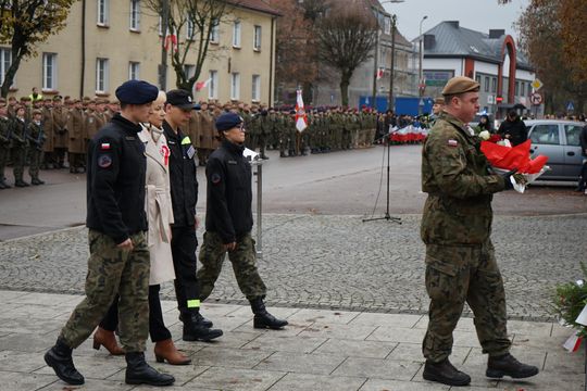 Zdjęcie z uroczystości niepodległościowych w Ciechanowie