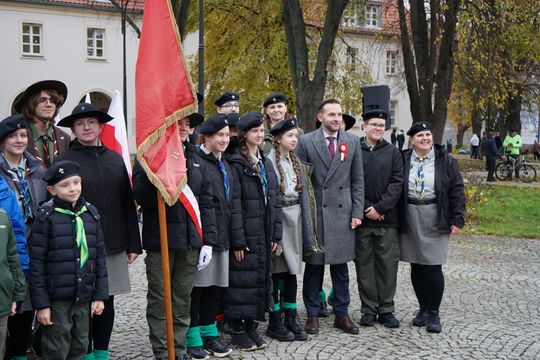 Zdjęcie z uroczystości niepodległościowych w Ciechanowie