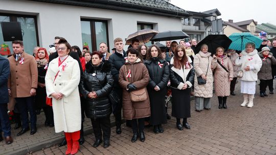 Zdjęcia z uroczystości 11 listopada w Raciążu