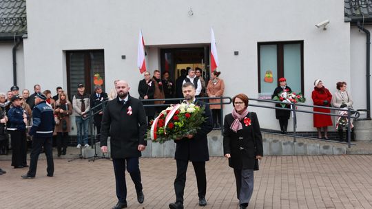 Zdjęcia z uroczystości 11 listopada w Raciążu