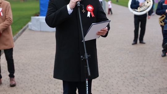 Zdjęcia z uroczystości 11 listopada w Raciążu